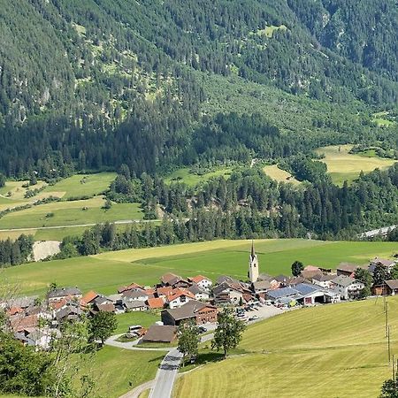Gasthaus Beverin Farden Exteriér fotografie