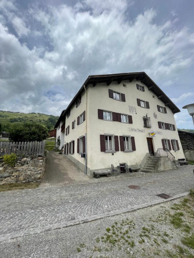 Gasthaus Beverin Farden Exteriér fotografie