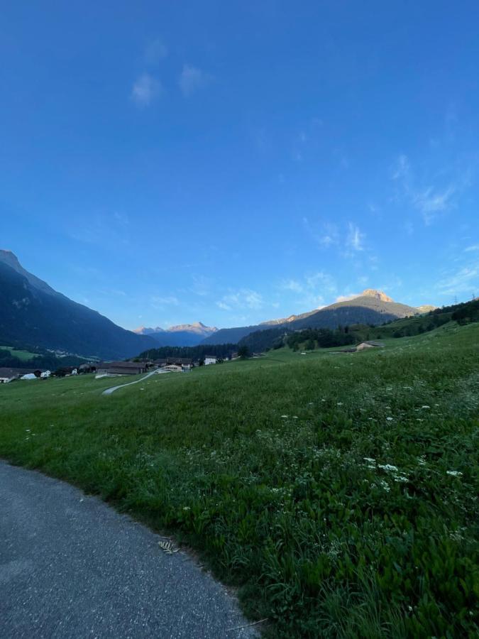 Gasthaus Beverin Farden Exteriér fotografie